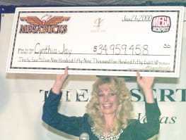 Den 37-årige Cynthia Jay-Brennan scorer den store jackpot-pulje i Las Vegas