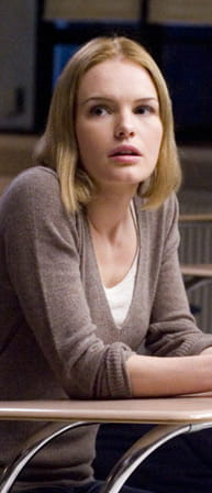 Kate Bosworth spiller et medlem af blackjack-teamet, som fandtes i virkeligheden, og som de til filmen 21 blot har ændret navnet på.